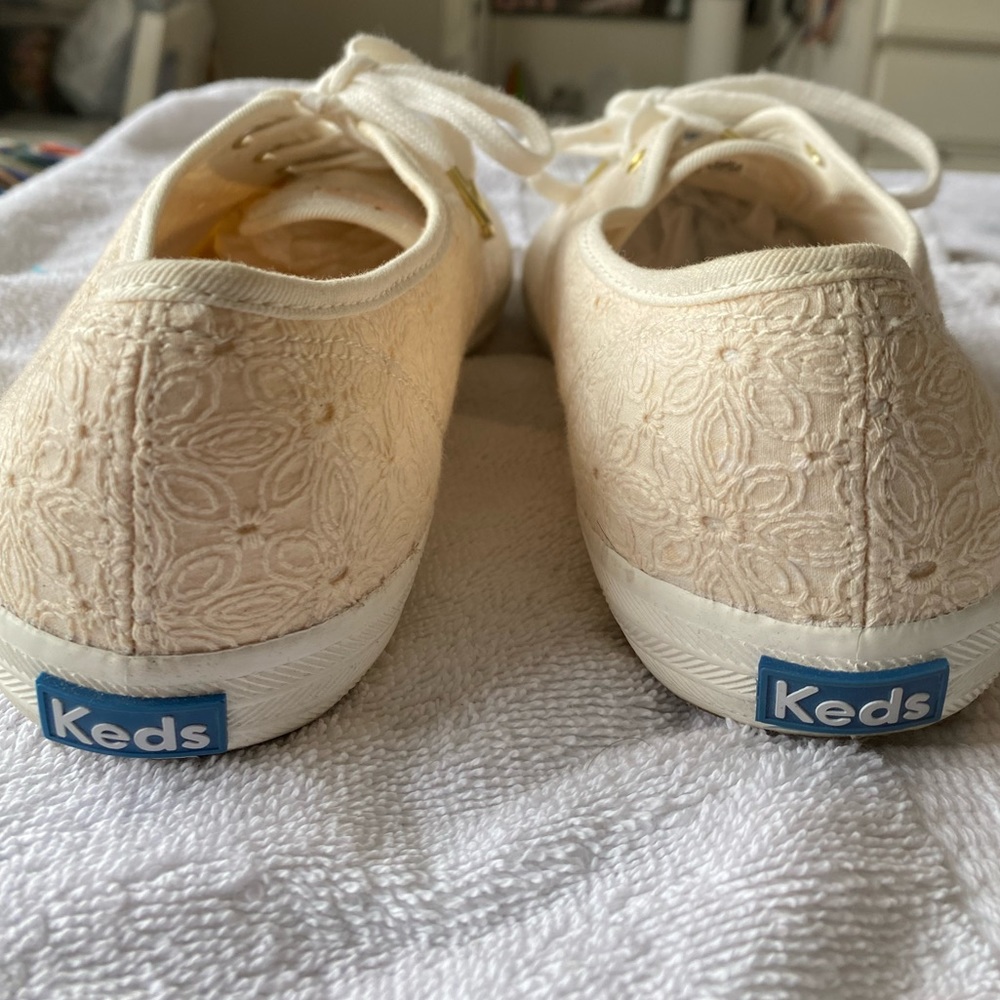 Keds - Picture 3 of 4